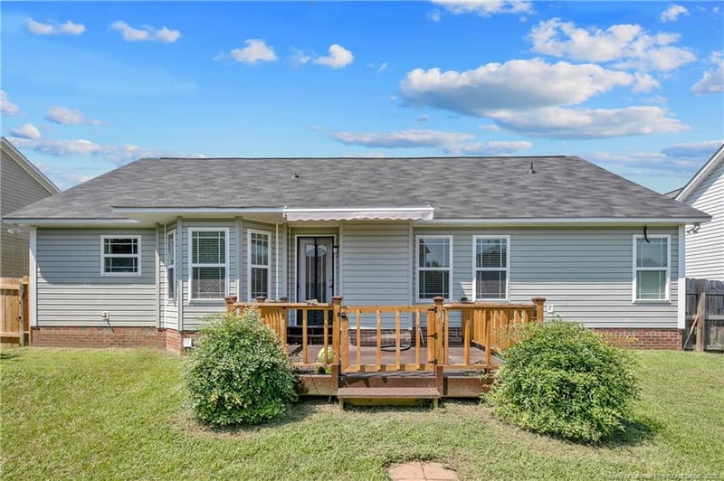 5617 Prestonfield Ln, Hope Mills, NC 28348