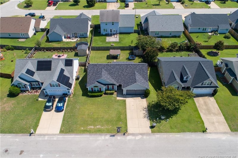5617 Prestonfield Ln, Hope Mills, NC 28348
