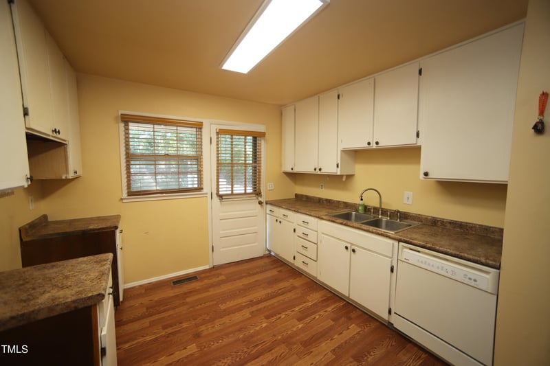5617 Rangeley Dr, Raleigh, NC 27609