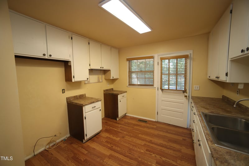 5617 Rangeley Dr, Raleigh, NC 27609