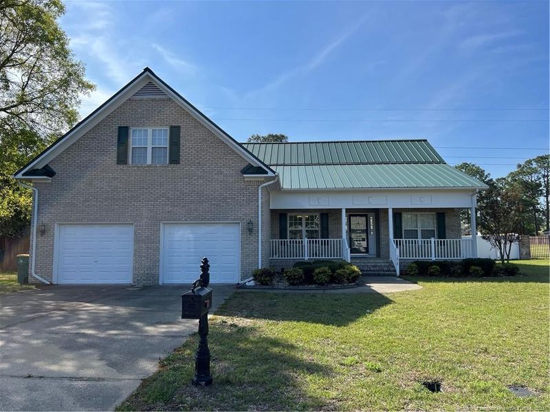 5618 Spreading Branch Dr, Hope Mills, NC 28348