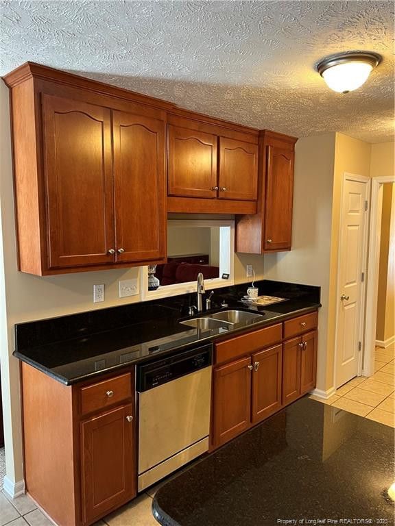 5618 Spreading Branch Dr, Hope Mills, NC 28348