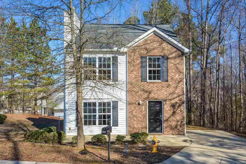 5619 Sojourn Dr, Raleigh, NC 27610