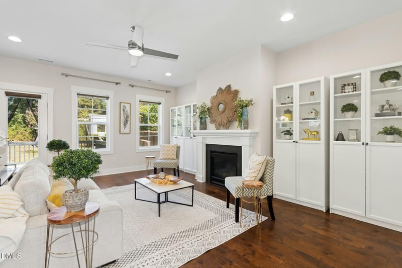 562 Beacon Ridge Blvd, Chapel Hill, NC 27516