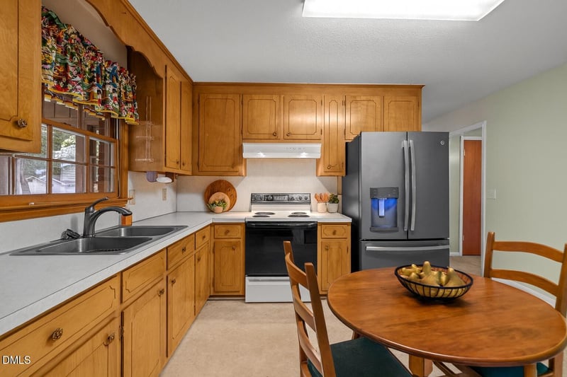 5620 Birch Dr, Durham, NC 27712