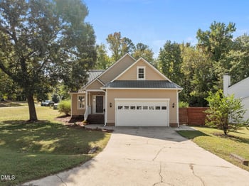 5620 Torness Ct, Raleigh, NC 27604