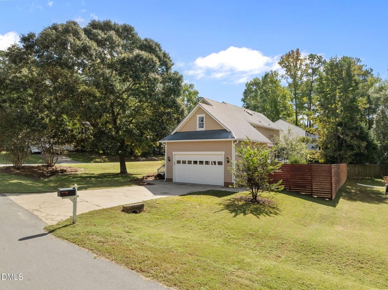 5620 Torness Ct, Raleigh, NC 27604
