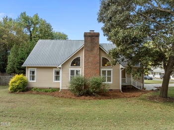 5620 Torness Ct, Raleigh, NC 27604