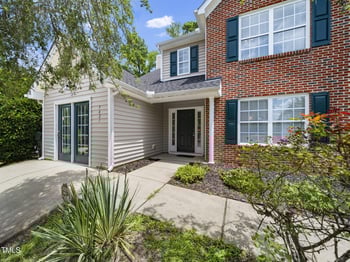 5621 Advantis Dr, Raleigh, NC 27610