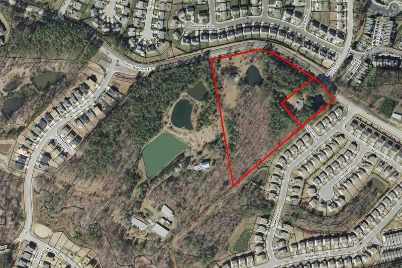 5621 Louis Stephens Dr, Morrisville, NC 27560