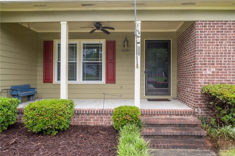 5621 Monks Walk Ct, Fayetteville, NC 28311