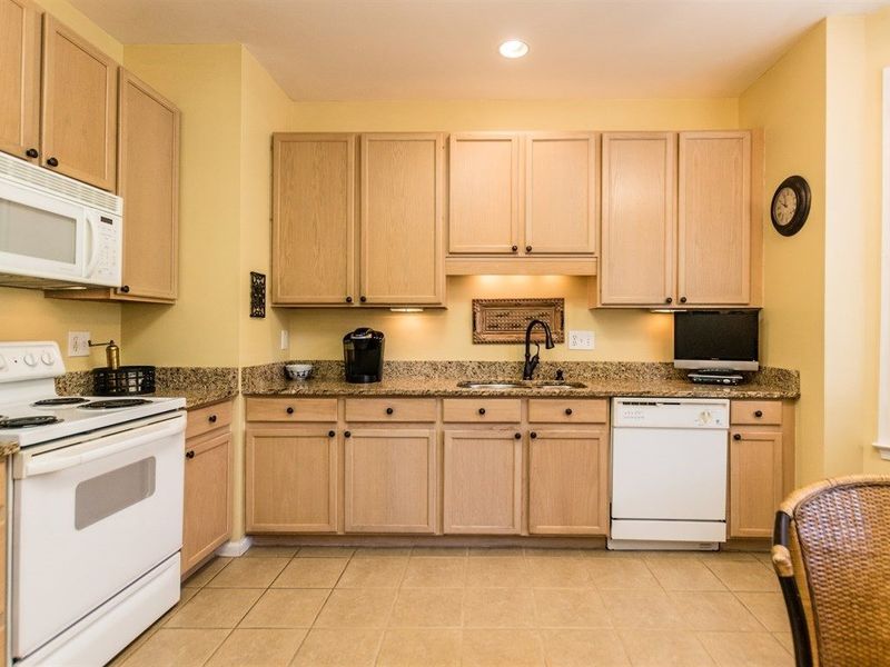 5621 Slide Rock Ln, Raleigh, NC 27613