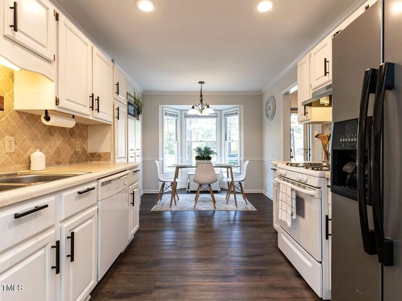 5622 Darrow Dr, Raleigh, NC 27612