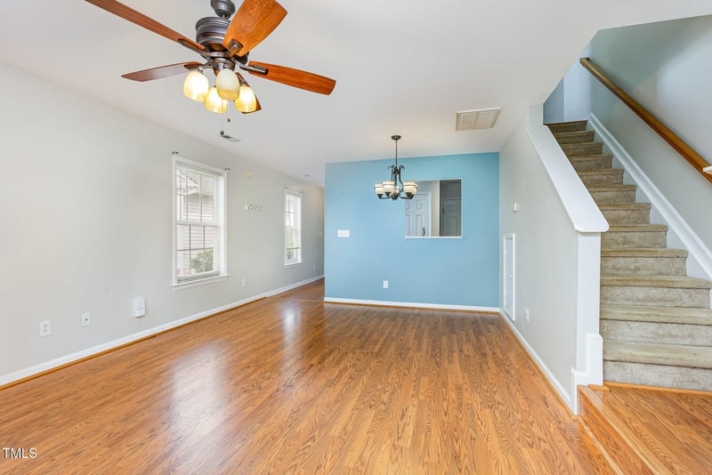 5622 Osprey Cove Dr, Raleigh, NC 27604