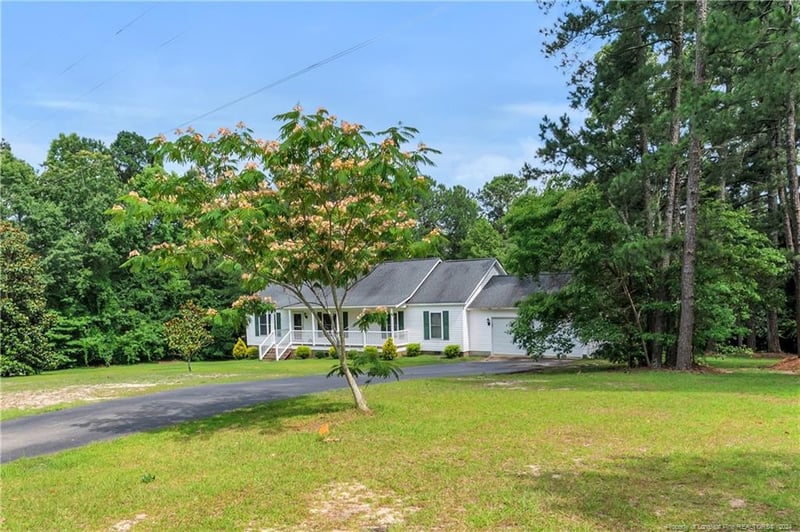 5623 Quail Ridge Dr, Sanford, NC 27332