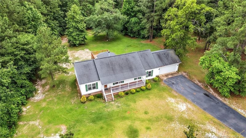 5623 Quail Ridge Dr, Sanford, NC 27332