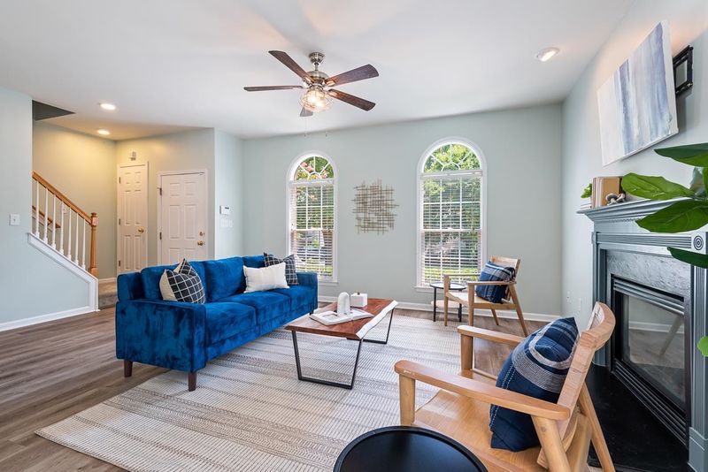 5626 Slide Rock Ln, Raleigh, NC 27613