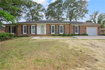 5626 Weatherford Rd, Fayetteville, NC 28303