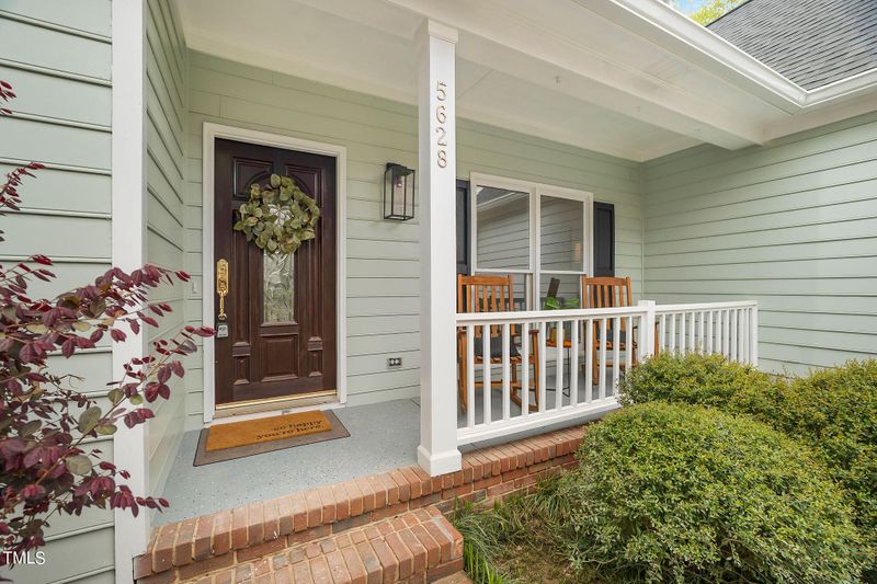 5628 Barham Ct, Raleigh, NC 27613