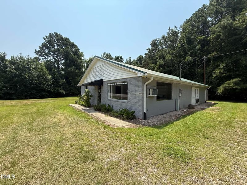 5628 Us Hwy 421 S, Lillington, NC 27546