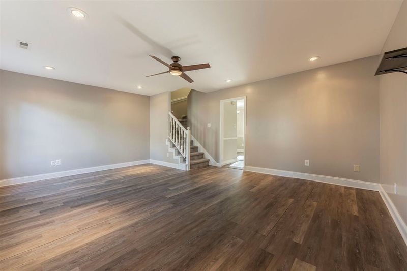 5629 Hamstead Crossing, Raleigh, NC 27612