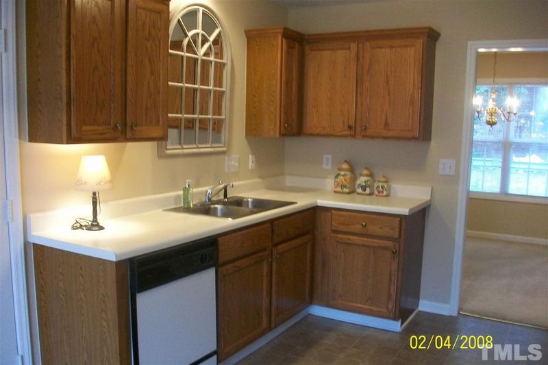 5629 Lighthall Ln, Raleigh, NC 27604