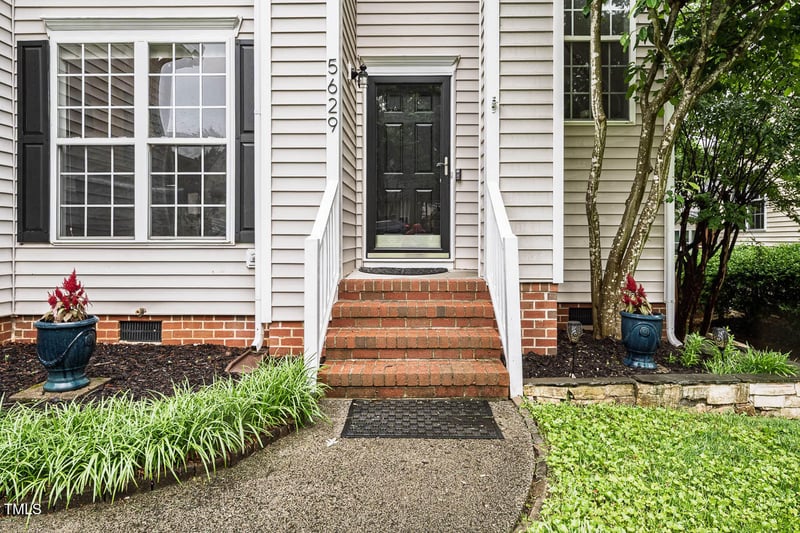 5629 Yates Garden Ln, Raleigh, NC 27606