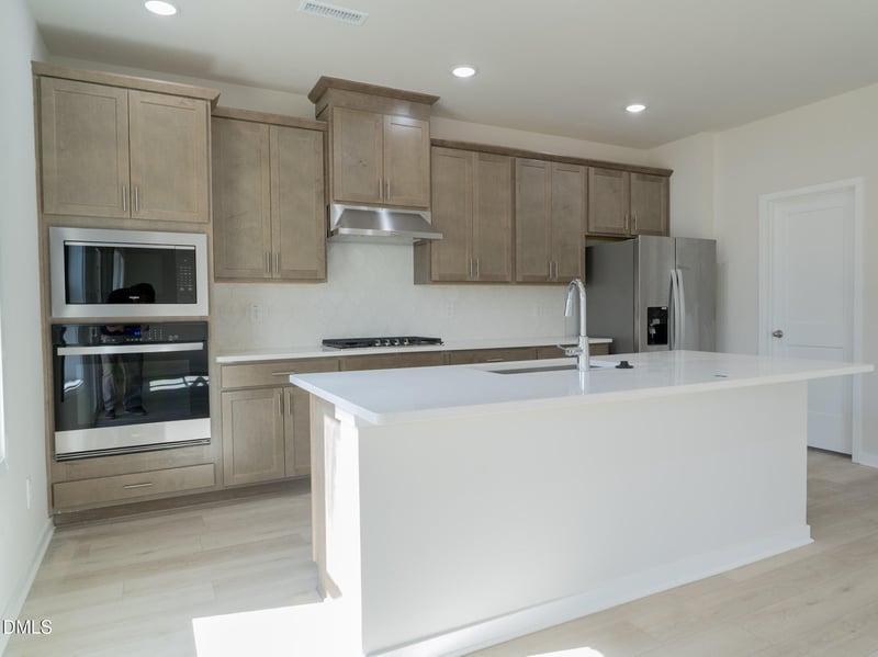 563 Hunter Way, Clayton, NC 27520