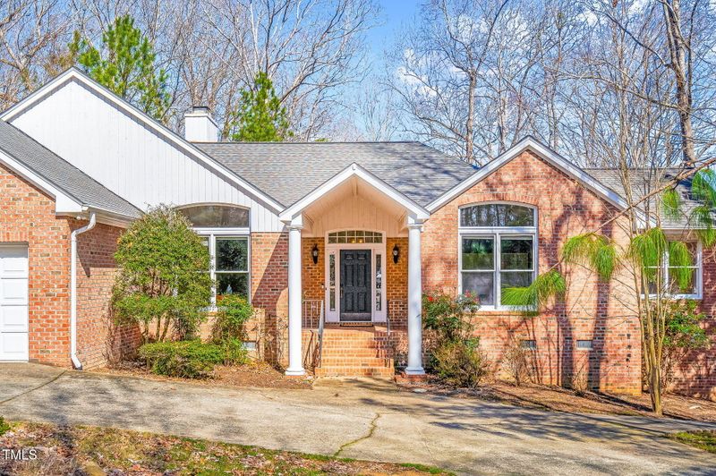 563 Oak Crest Dr, Chapel Hill, NC 27516