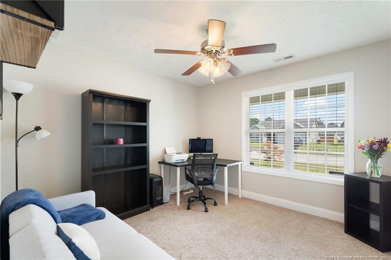 5630 Prestonfield Ln, Hope Mills, NC 28348