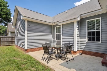 5630 Prestonfield Ln, Hope Mills, NC 28348