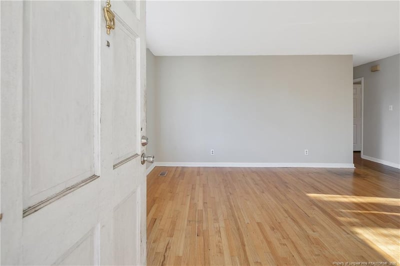 5631 Dodge Dr, Fayetteville, NC 28303