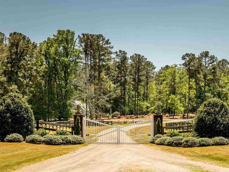 5631 Swanns Station Rd, Sanford, NC 27332