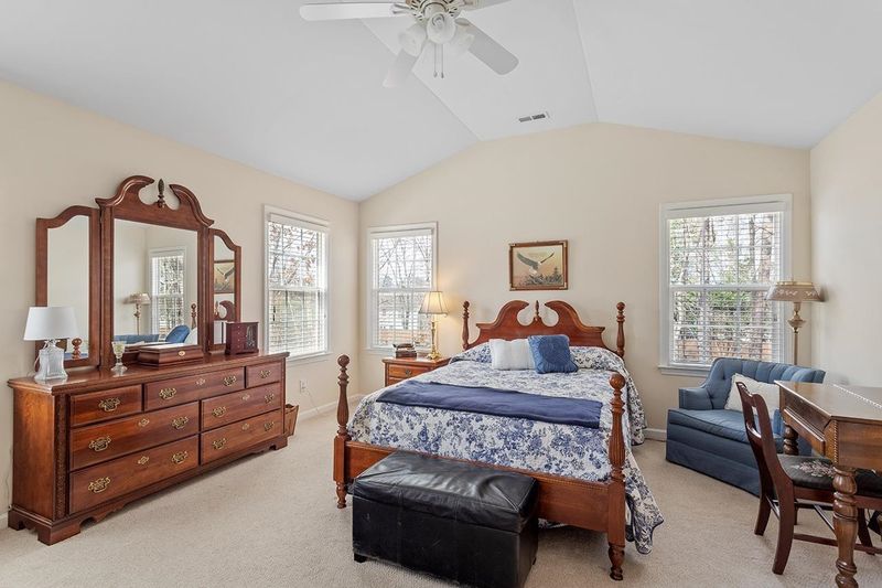 5632 Slide Rock Ln, Raleigh, NC 27613