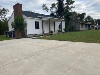 5633 Duncan St, Hope Mills, NC 28348