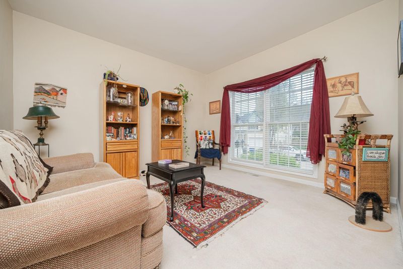 5636 Beargrass Ln, Raleigh, NC 27616