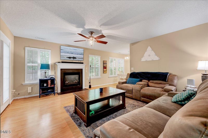 5636 Roan Mountain Pl, Raleigh, NC 27613