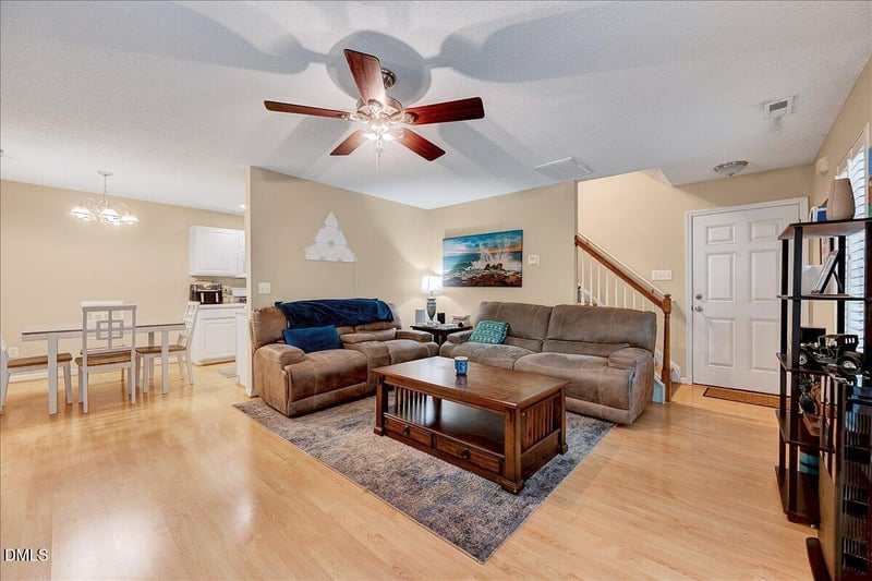 5636 Roan Mountain Pl, Raleigh, NC 27613