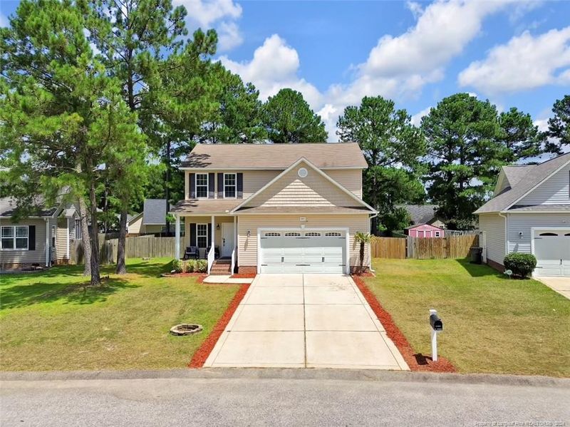 5637 Prestonfield Ln, Hope Mills, NC 28348