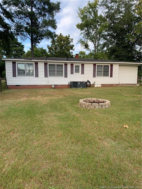 5638 Franklin St, Hope Mills, NC 28348
