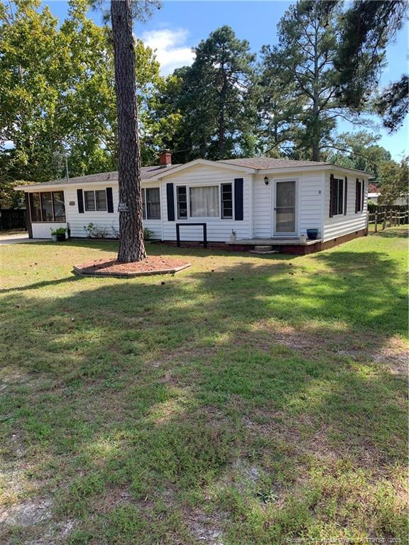 5638 Franklin St, Hope Mills, NC 28348