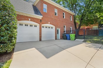5639 Bennettwood Ct, Raleigh, NC 27612