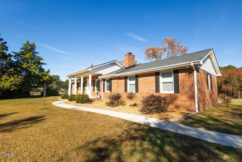 5639 Cleveland Rd, Clayton, NC 27520