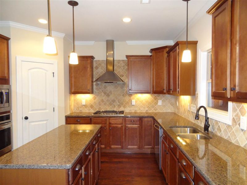 564 Coalyard Dr, Garner, NC 27529
