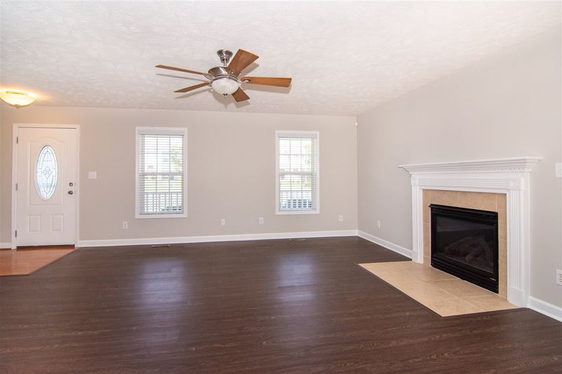 564 Crystal Spring Dr, Sanford, NC 27332