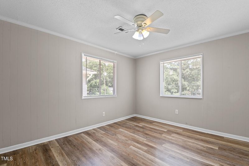 564 Dacian Rd, Raleigh, NC 27610