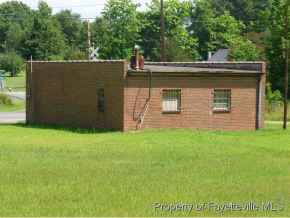 564 Post Office Rd, Sanford, NC 27330