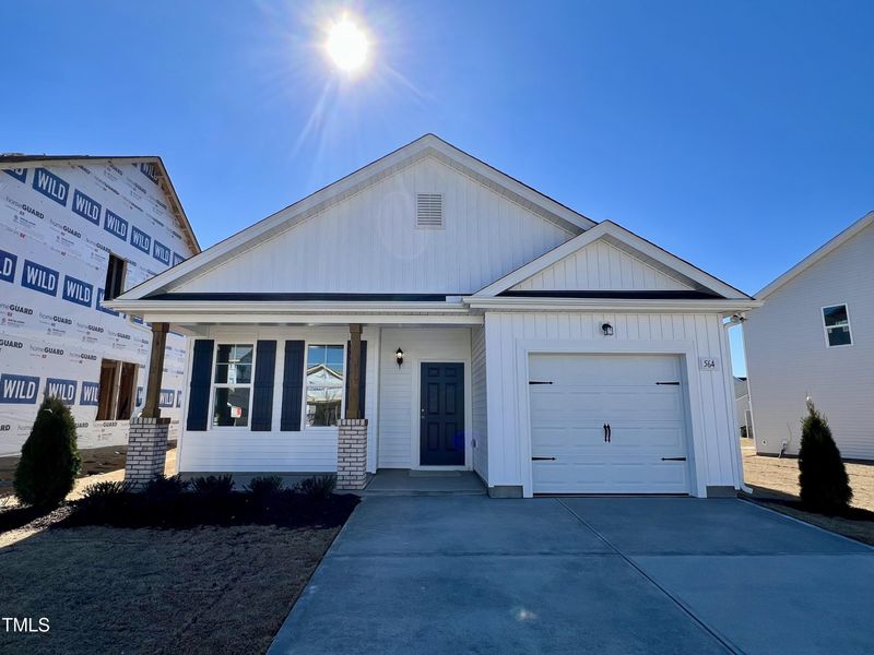 564 Sturgeon St, Smithfield, NC 27577