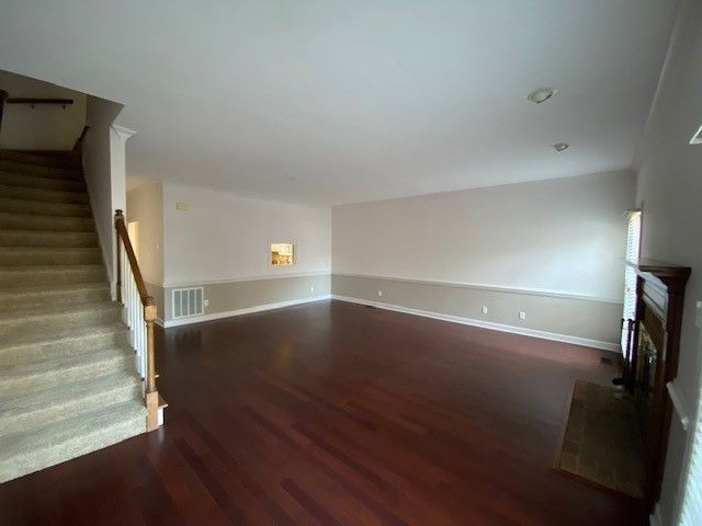 564 Weathergreen Dr, Raleigh, NC 27615