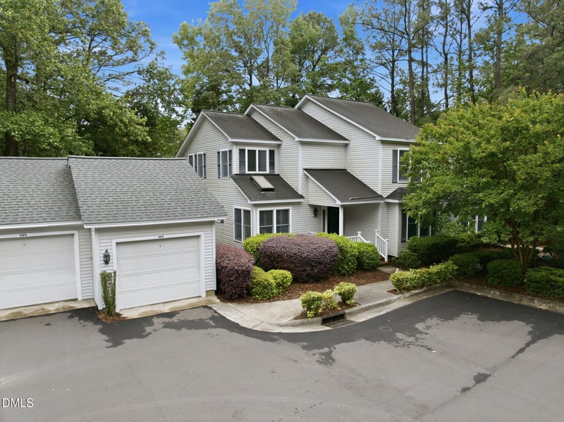 564 Weathersfield , Pittsboro, NC 27312